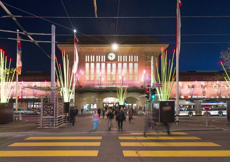 Commerçants de la gare de Lausanne – Lausanne Lumières – trivial mass